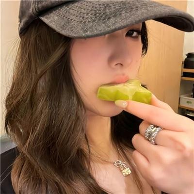 翼·年代记第二季 封面